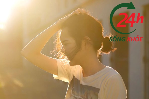 Nguyên nhân gây mụn từ bên ngoài