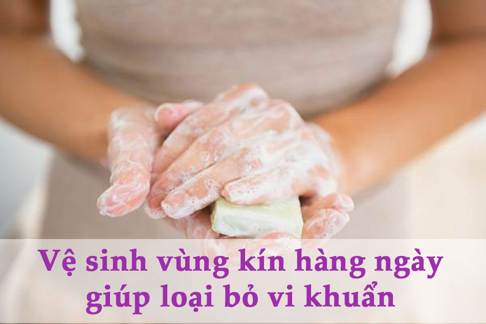 Vệ sinh vùng kín hàng ngày